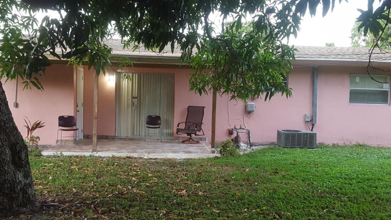 The Jazzy Escape Villa Miami Buitenkant foto